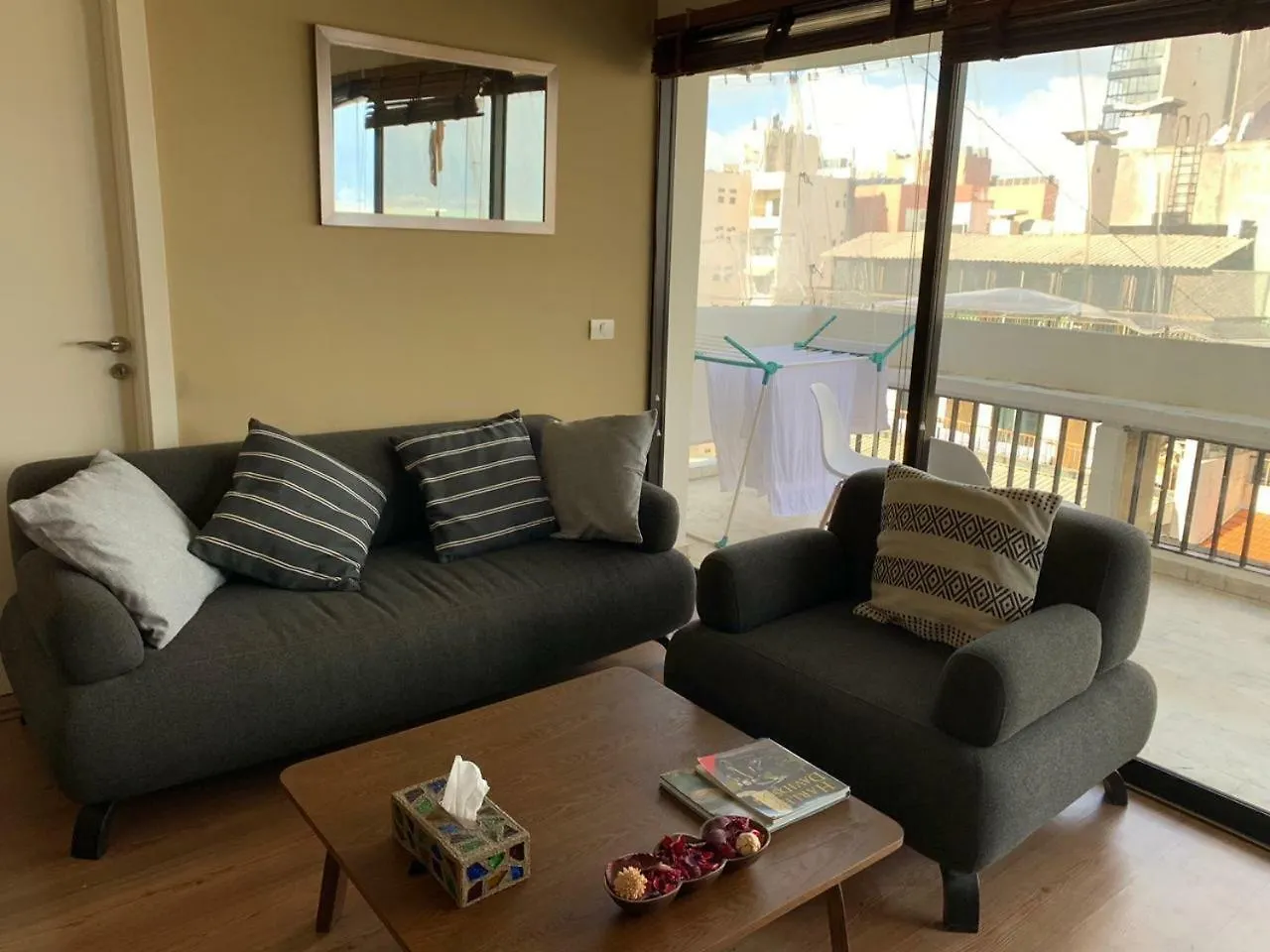Clemenceau Furnished Apartments Beirut