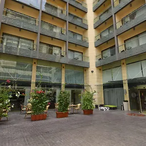 4* Otel Ramada By Wyndham Downtown