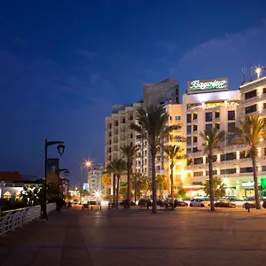 4* Отель Bayview